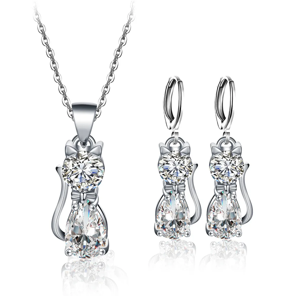 

Женский ювелирный комплект из колье и серёг, из серебра 925 пробы