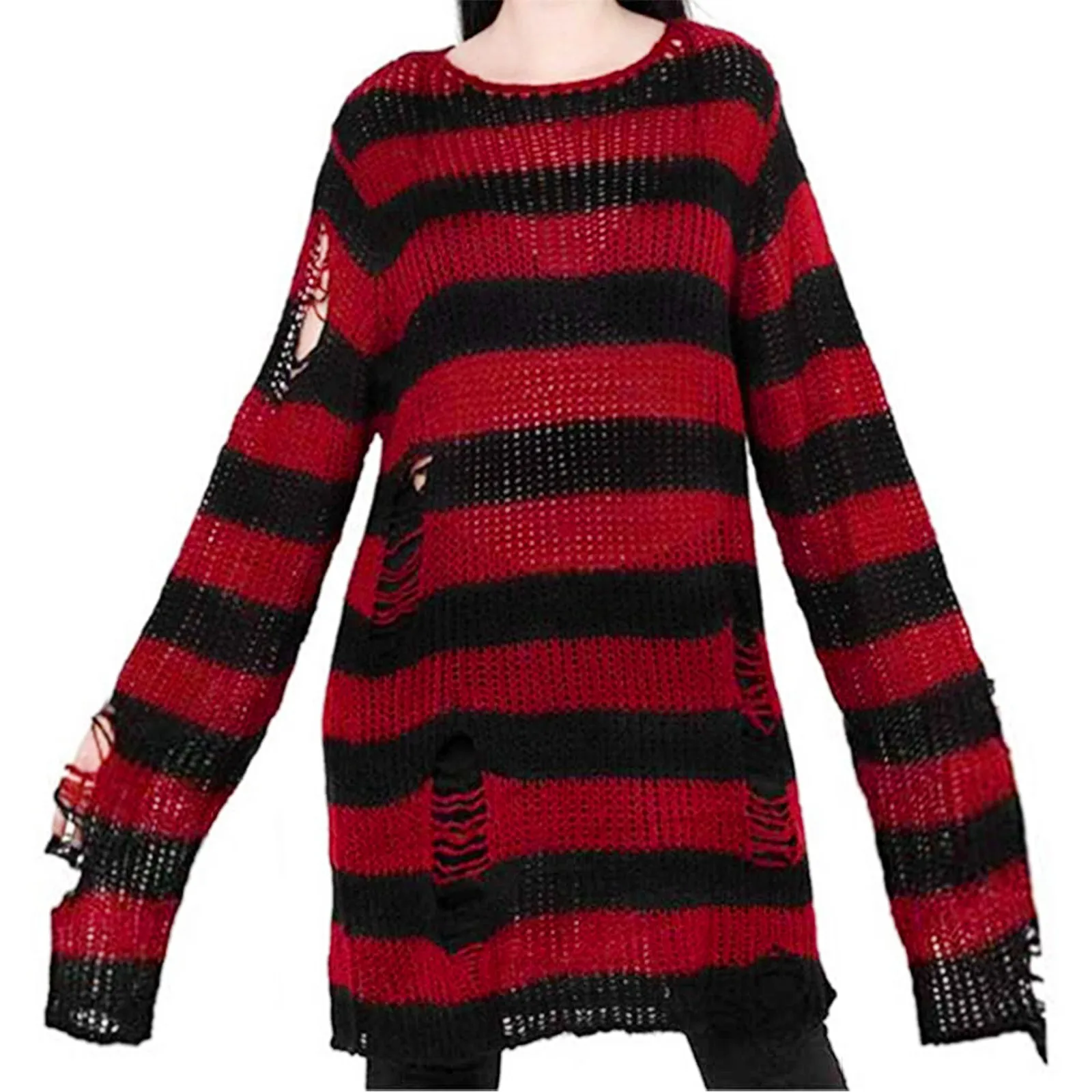 Женский свитер в стиле панк и готика