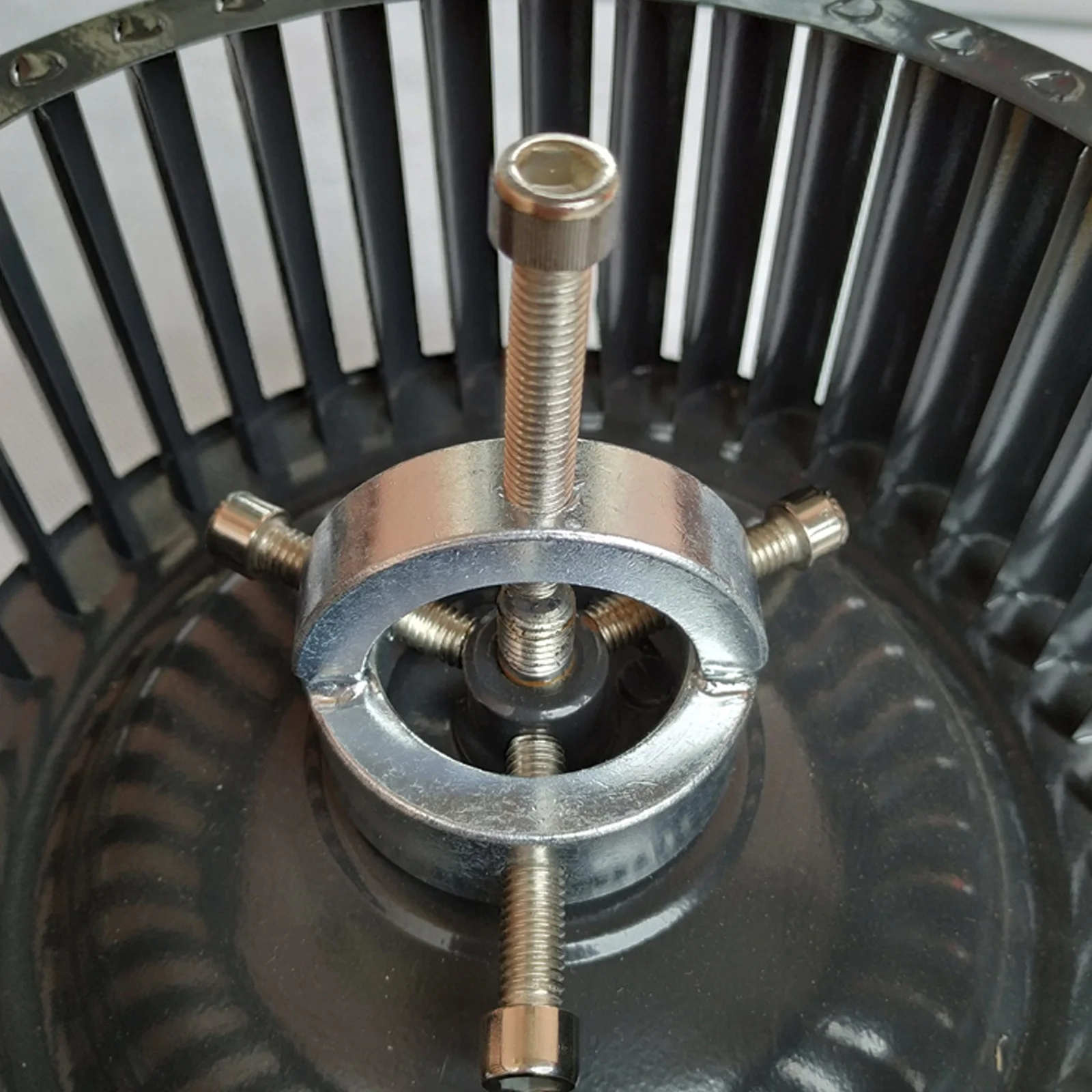 

Wheel Wind Tool Steel Puller Metal Remover Hand Removal Fan Remove Tools Repair Steering Disassembly Range Hood Impeller Kitchen