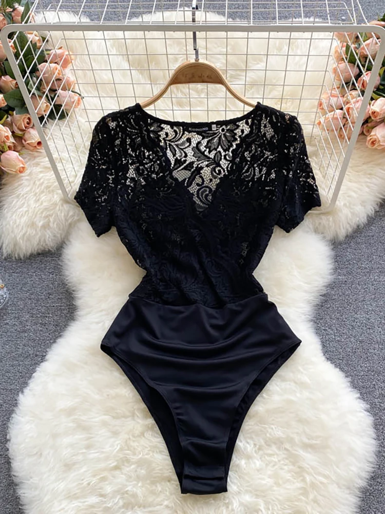 Женское кружевное боди с V-образным вырезом и коротким рукавом - купить по