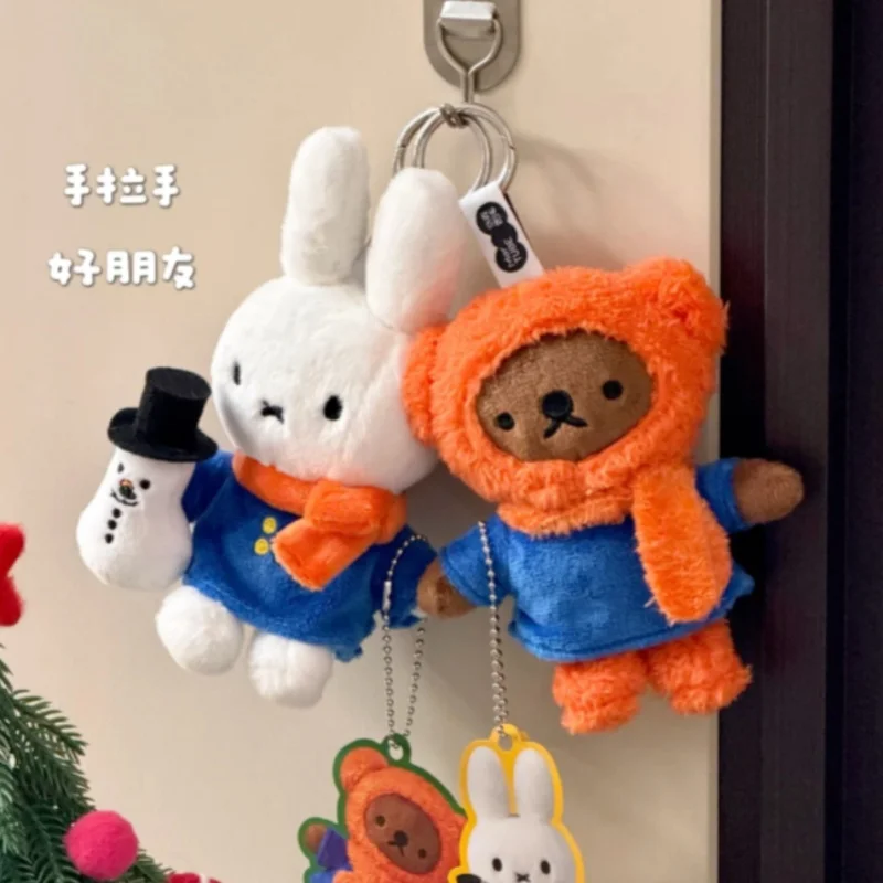Фото В наличии 100% оригинальная зимняя коллекция Miffy, кулон, слепая коробка, фигурка, модель, настольное украшение, модные игрушки, коллекционный подарок №1