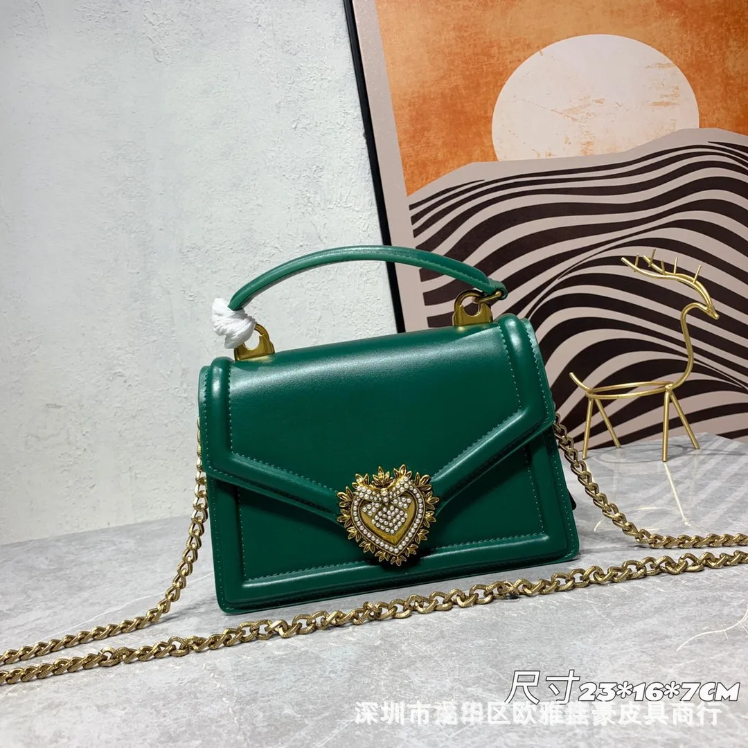 New European and American fashion leather ladies bag senior sense of head layer cowhide slanting chain female bag pearl bag