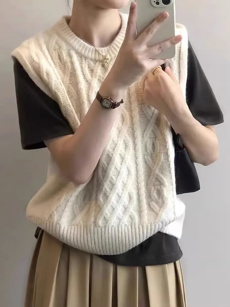 Кофейного цвета плотный вязаный свитер с круглым вырезом жилет Женский