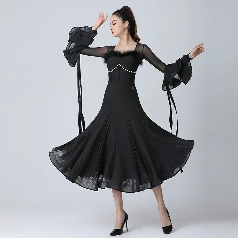 Женское платье для танцев