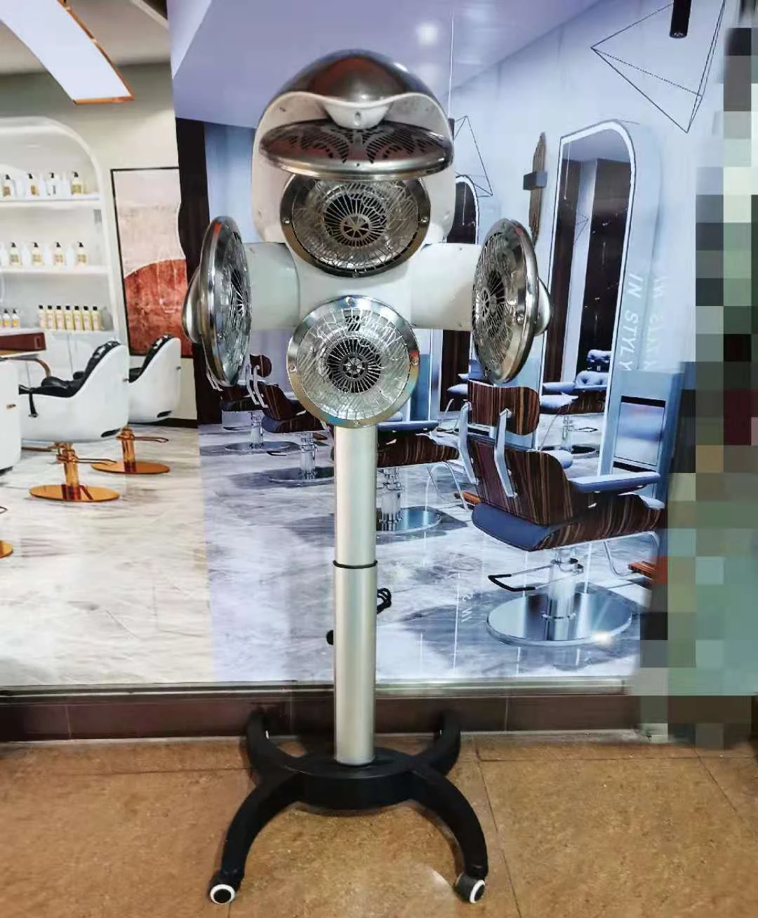 Рисунок 3 - Новый компьютер ускоритель парикмахерской