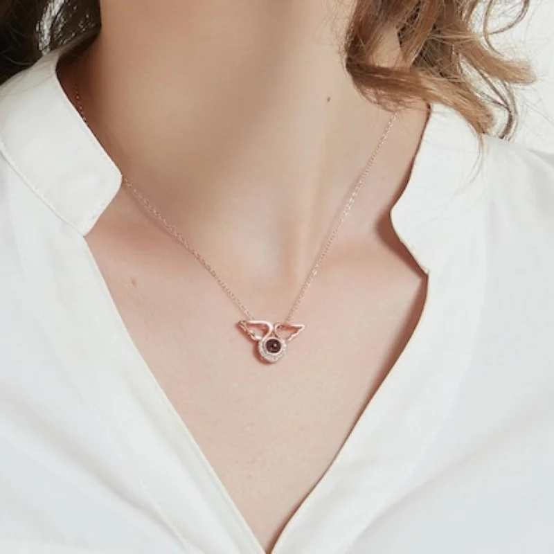 Angel Wing Projection Necklace Customized Memorial Photo Pendant Personalized Picture Inside Jewelry Trendy Gift for Friend