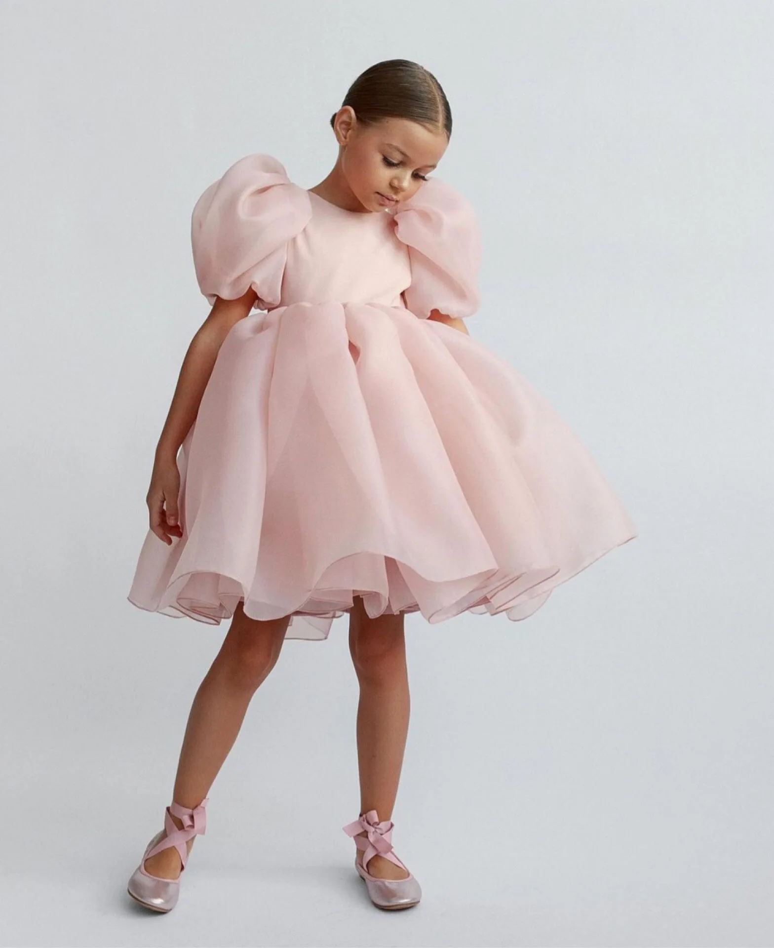 

Little Girl Wedding Dress Ball Gown White Princess Wedding Girl Dress Elegant Spanish Baby Girl Birthday Dress Angel Frocks