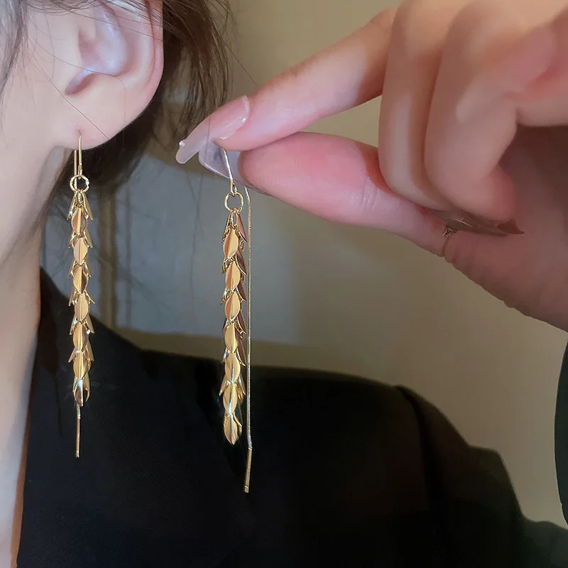 

New Gold Long Leaf Fringe Fashion Temperament Long Earrings For Women Korean Fashion Earring Daily Birthday Party Jewelry Gifts
