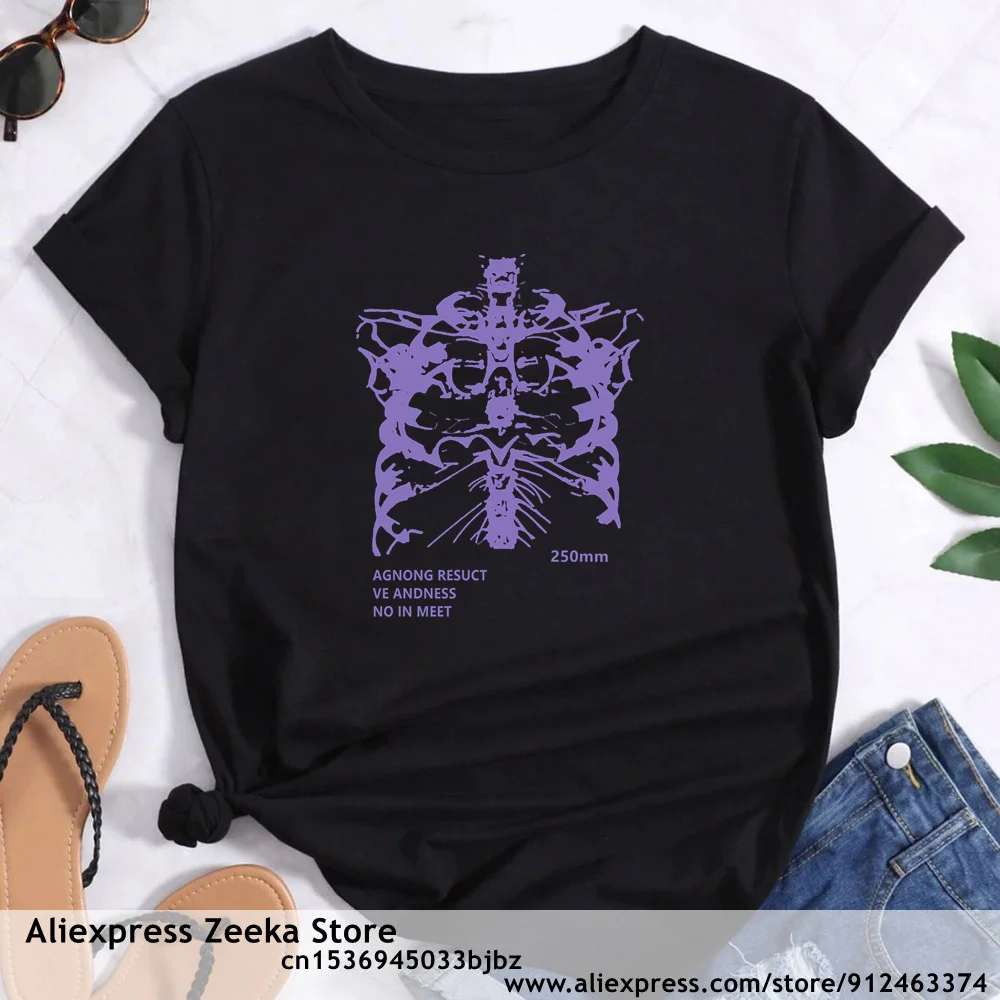 Женская футболка в стиле панк с изображением темного черепа костей сердца и