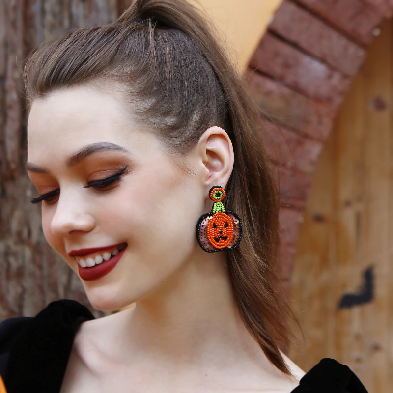 

Gothic Halloween Party Earrings Women's Handwoven Sequin Rice Bead Pendants Earrings Ghost Head Pumpkin Ornaments