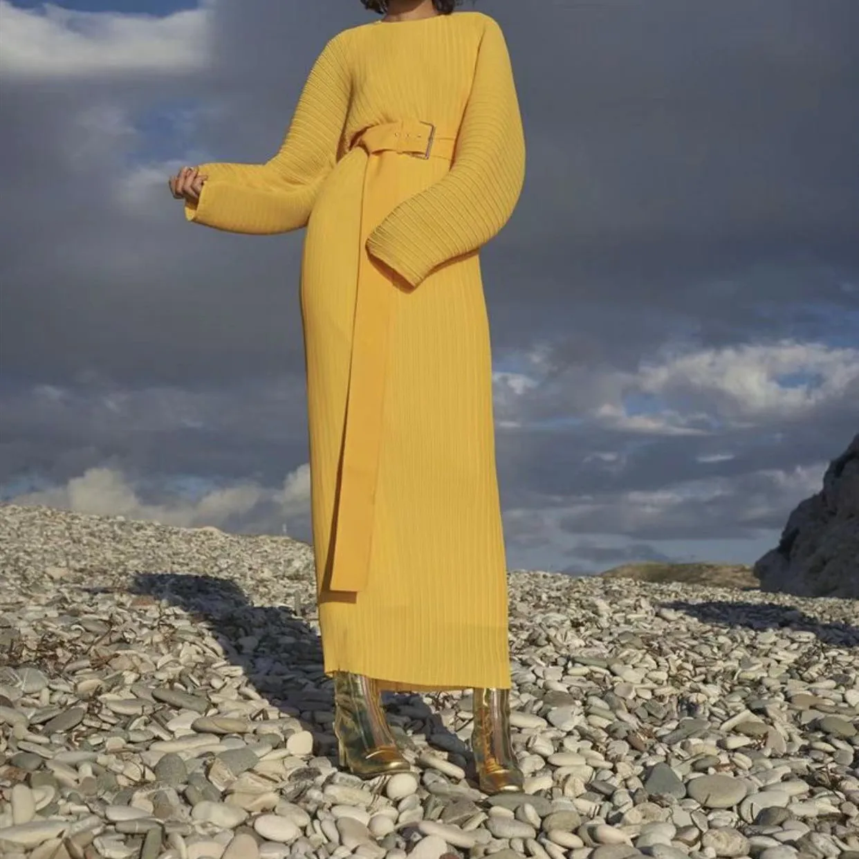 

Women Stripes Dropped Shoulder Long Sleeve O-Neck Midi Dress