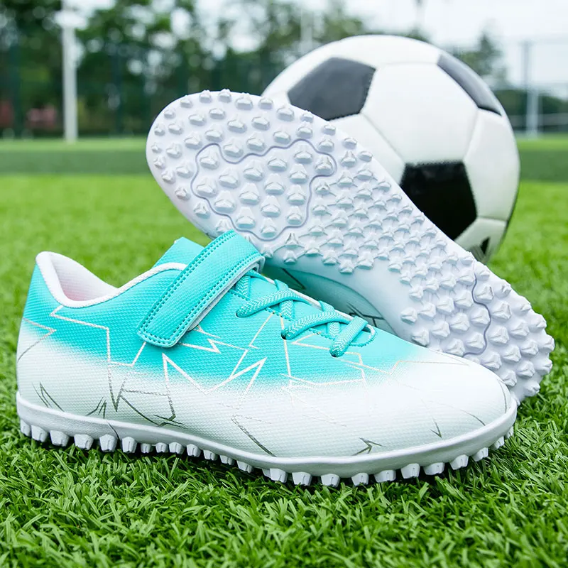 

Boys Training TF Soccer Shoes Artificial Grass Anti-Slippery Youth Football Shoes Children Girls Sports Training Shoes R0078