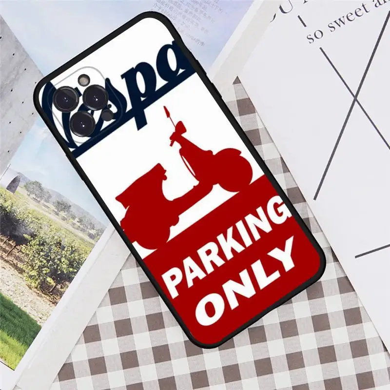vespa Scooter Motorcycle Phone Case For iPhone 6 7 8 Plus 11 12 13 14 Pro SE 2020 MAX Mini X XS XR Back Funda Cover