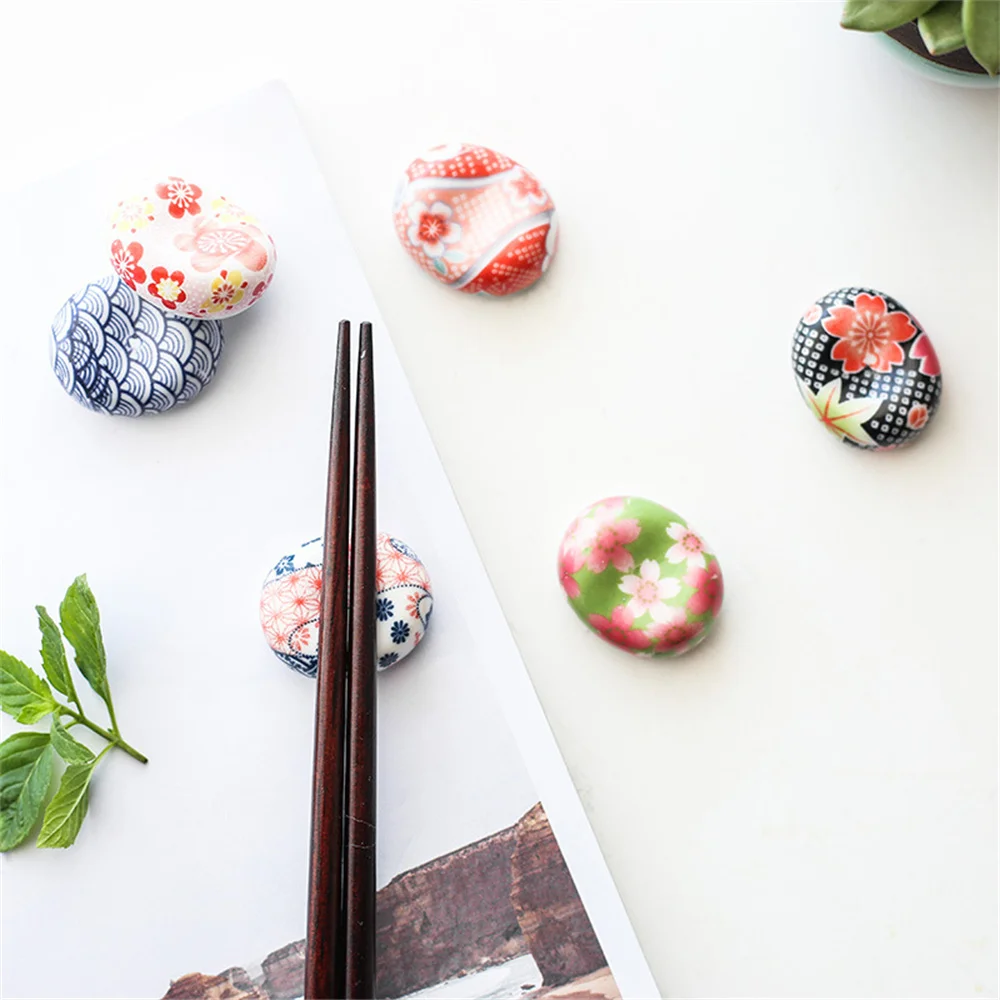 

Japanese Cartoon Chopsticks Support Plum Blossom Chopsticks Rack Ceramic Japanese Style Chopsticks Pillow Underglaze Color
