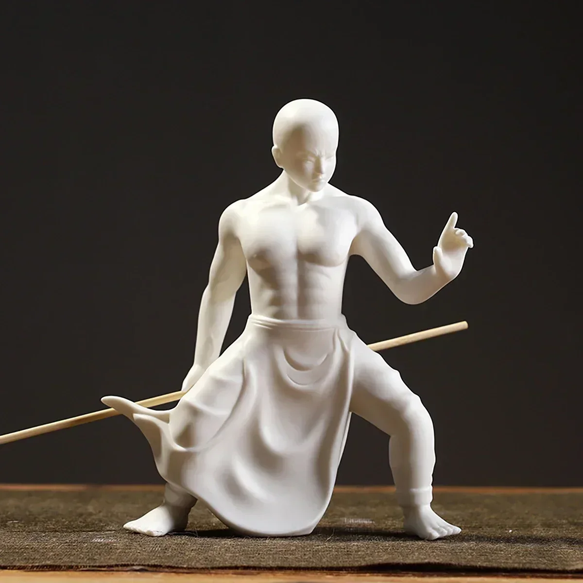 Белая керамическая фигурка Монка кунг-фу декоративное украшение для дома