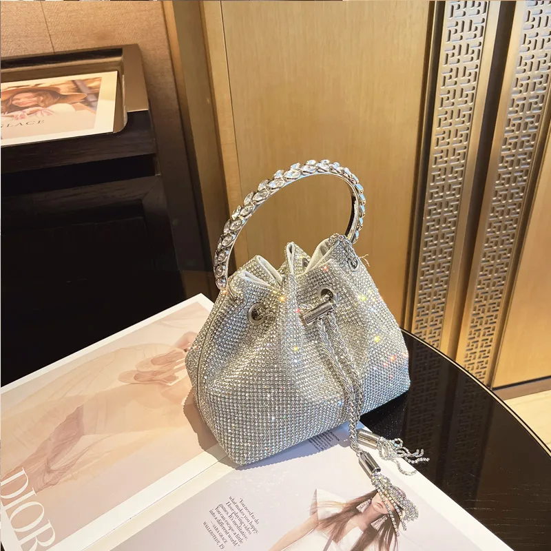 

2022 New Tassel Shiny Diamond Hand-set Rhinestone Bag Metal Sequin Bucket Bag Hand-held Messenger Bag