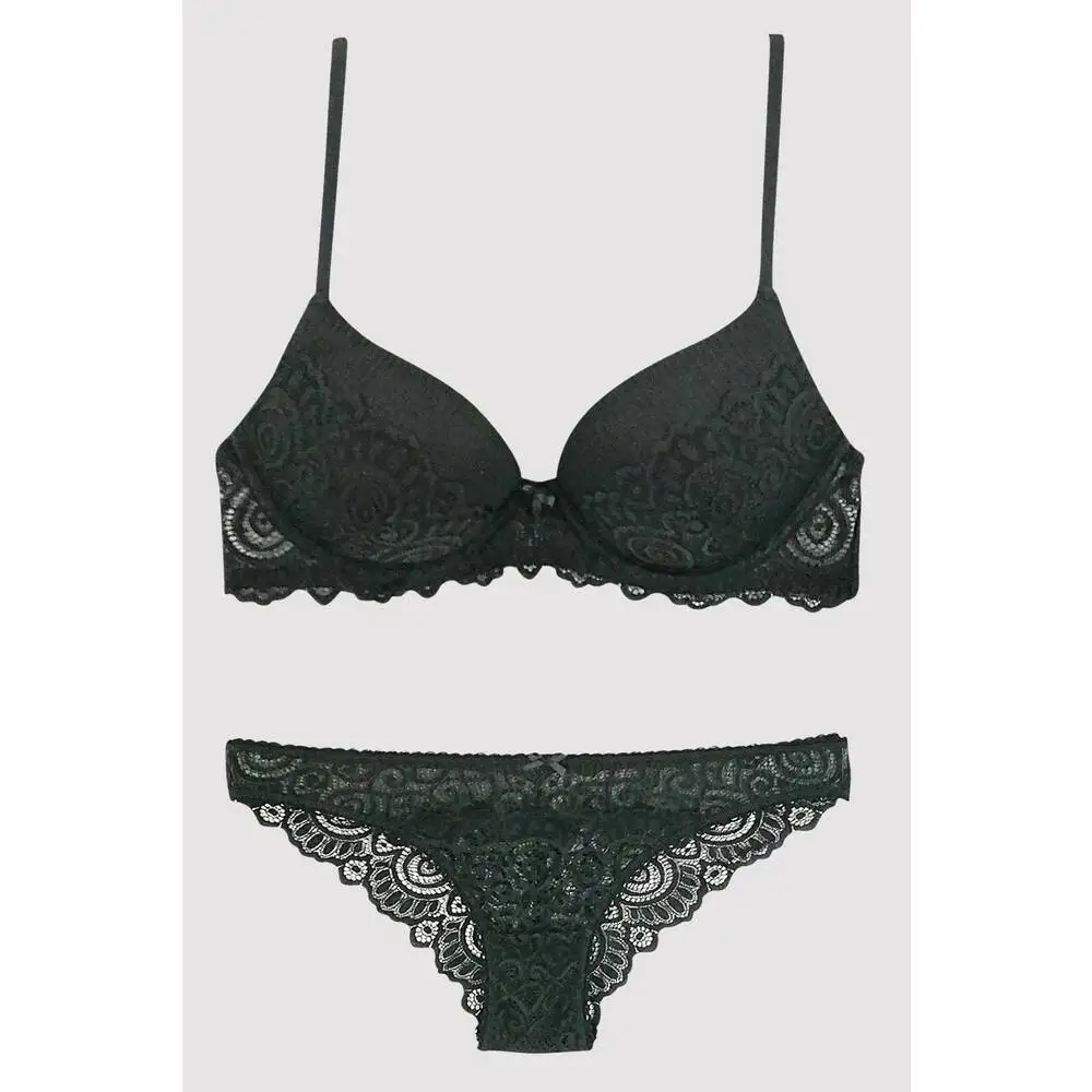 

PierreCardinWomen AidedStraplessBraSet