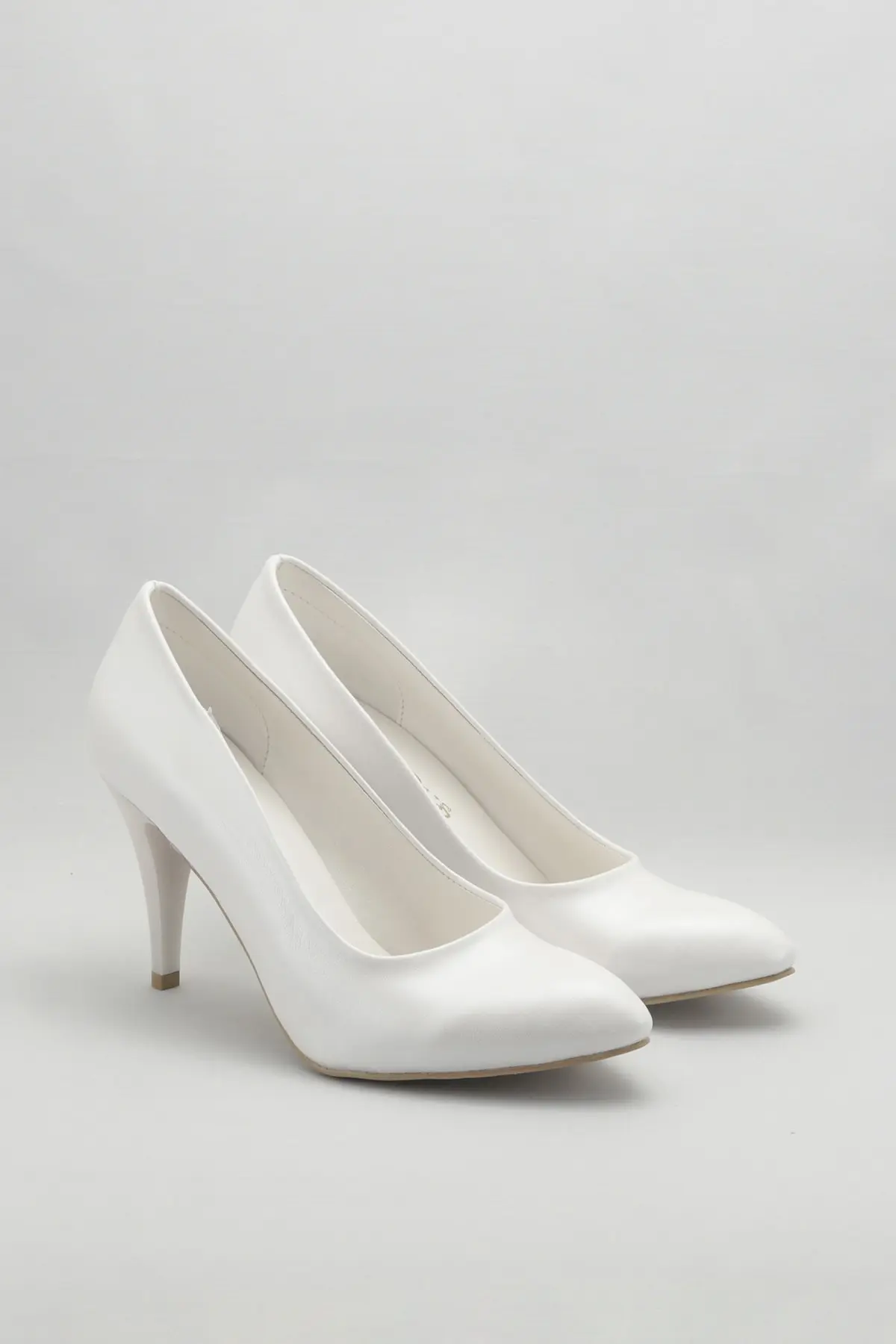 

Women's Fashion Handmade Pearl Lady Classic High Heels Shoes