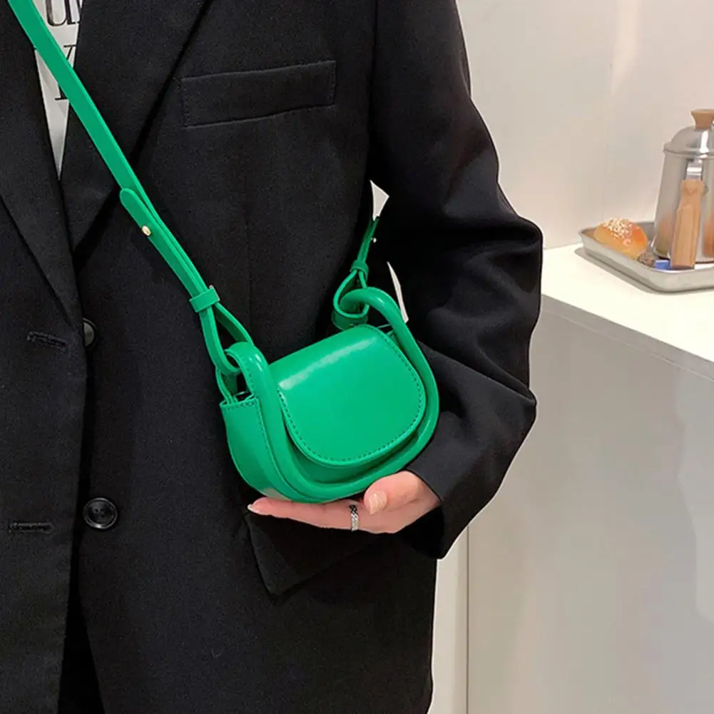 

Messenger Bag Fashion Portable Compact Buckle Closure Fine Texture Storage Lightweight Mini Crossbody Phone Ladies Handbag