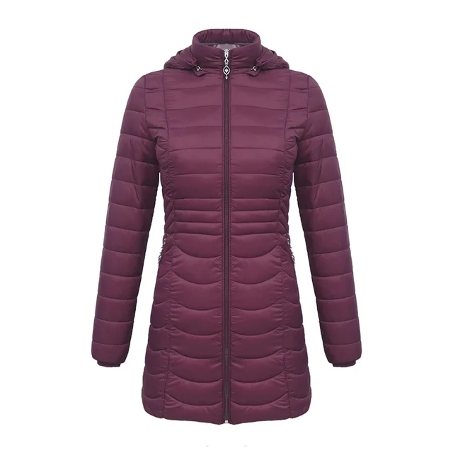 Съемный капюшон. Куртка со съемным капюшоном женская. Пуховик женский монклер с капюшоном. Парка стафф в россии. Пуховик со съемным капюшоном.