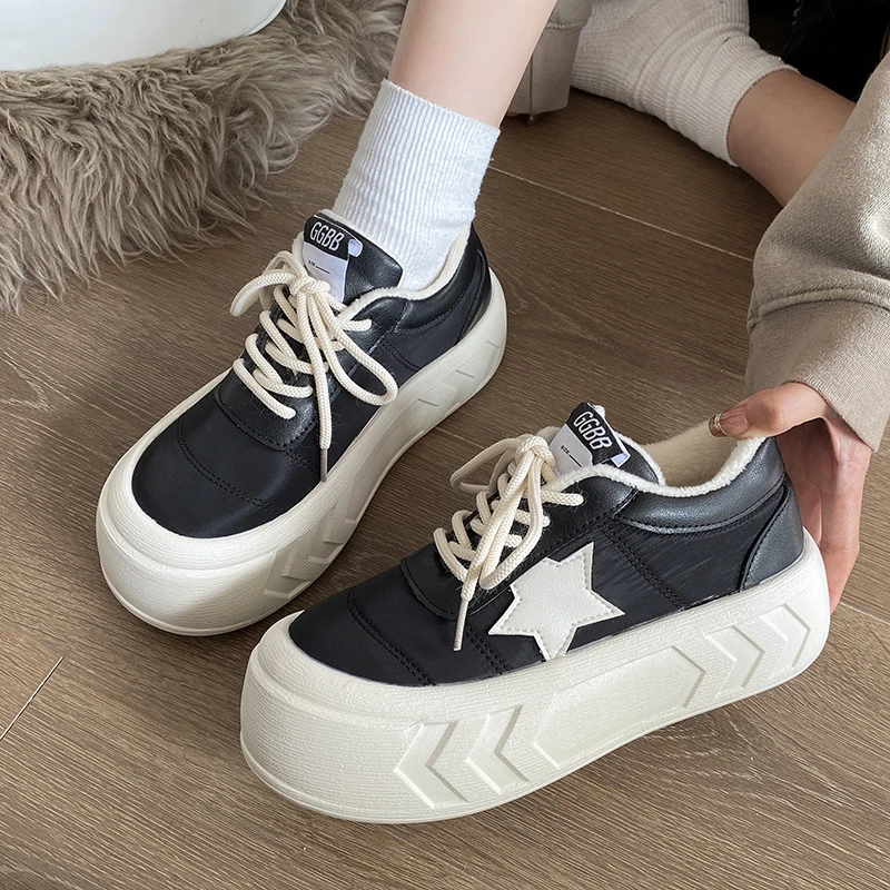

2022 Wholesale new women's shoes Women's sports shoes Kawaii Korean spring and summer flat shoes Casual canvas tennis shoes