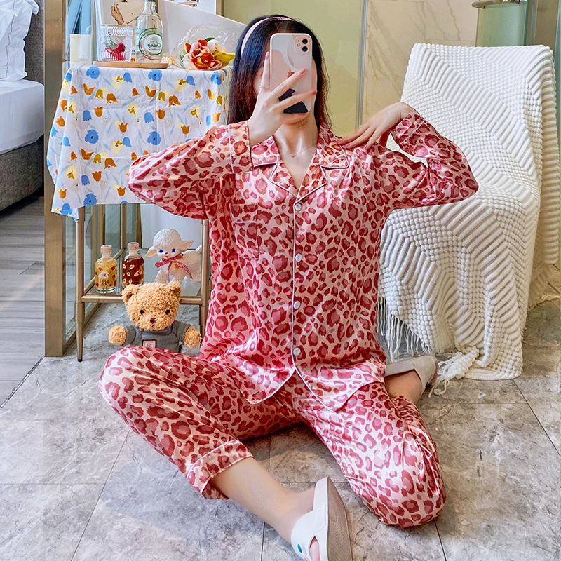 Man Women Silk Pajamas Suits Girls Spring Long-sleeve Thin Section Sweet Korean Version Silk Plus Size Home Clothes