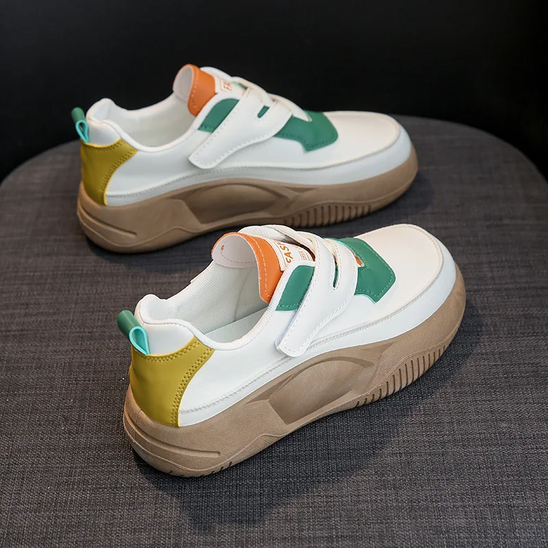 2023 Spring Korean version leisure student shoes Chaussures décontractées pour étudiants pour femmes height Increasing Shoes 4mm