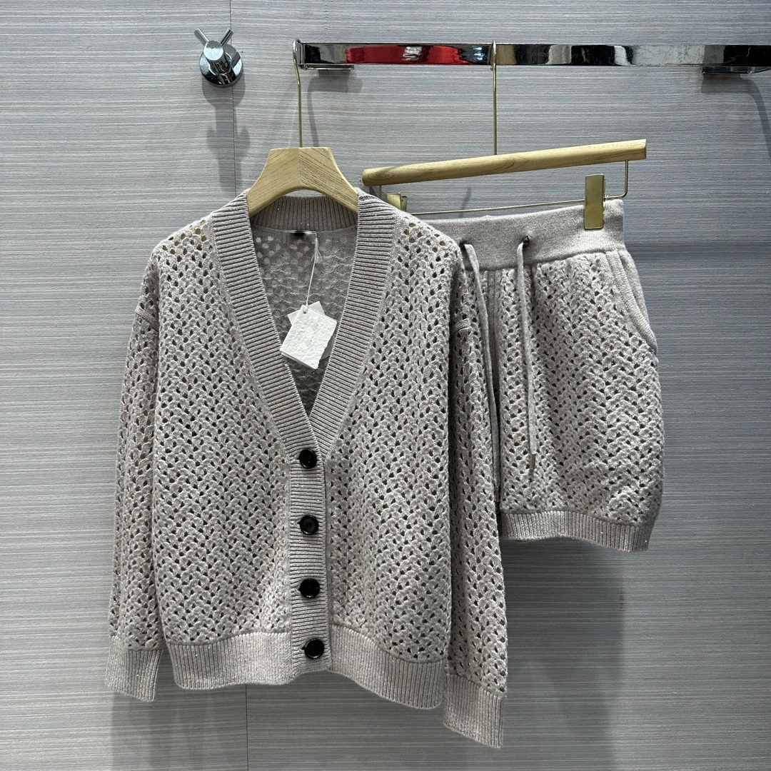 Рисунок 3 - Женские комплекты из 2 предметов