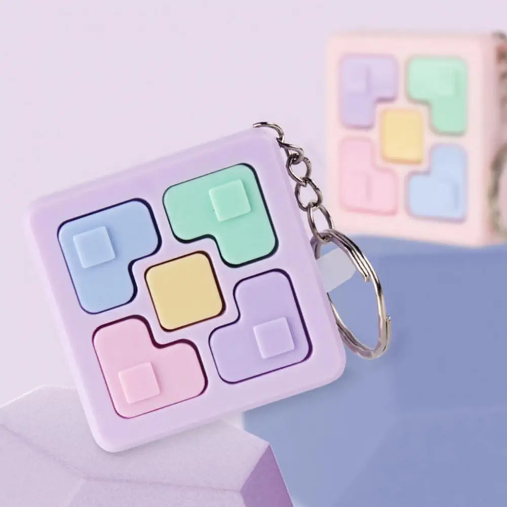 

Durable Pocket Game Console Key Ring Sensory Toy Handheld Game Console Reusable Hand-eye Coordination