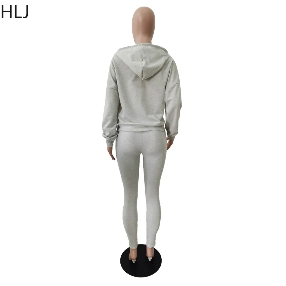 Рисунок 6 - Женский спортивный костюм HLJ