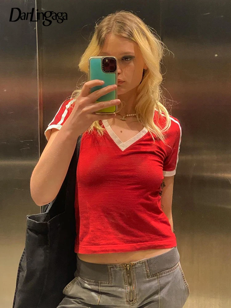 

Darlingaga V Neck Stripe Patchwork Red Summer T-shirts for Women Street Style Casual Short Sleeve Crop Top Tee Vintage Clothes
