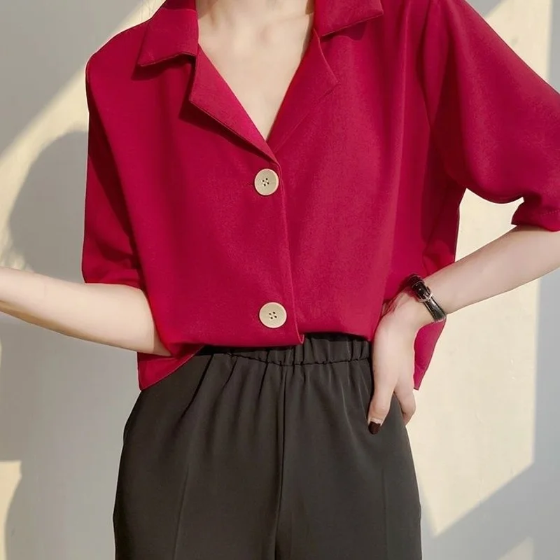 Simplicity Loose Shirt Tops Summer New V Neck Short Sleeve Solid Color All-match Blouse Fashion Casual Women Clothing