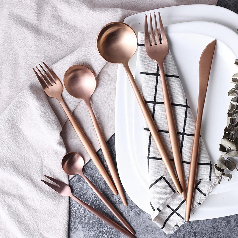 

Matte Rose Gold Stainless Steel Cutlery Set Safety Dinnerware Dessert Set Fork Spoon Knive Set Superior Quality Kitchen Utensils