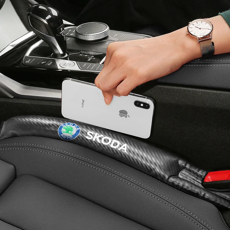 

Car Badge Seat Gap Plug PU Leak Proof Dirty Pad Accessories For Skoda Octavia 2 3 A5 A7 A8 Kodiaq Fabia Rapid Superb Karoq Kamiq