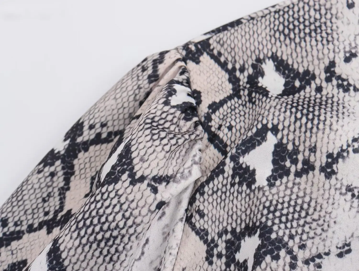 Женское винтажное платье с длинным рукавом и бантом на шее