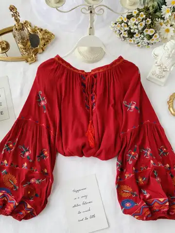 Женская блузка с цветочной вышивкой, в стиле ретро