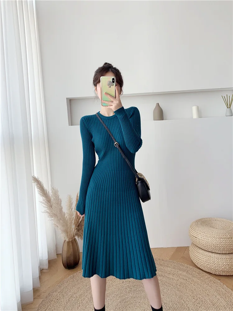 

Solid Color Long Sleeved Knitted Dress Women 2023 Autumn/Winter Elegant Slim Fit Black Round Neck Mid Length A-line Skirt Inside