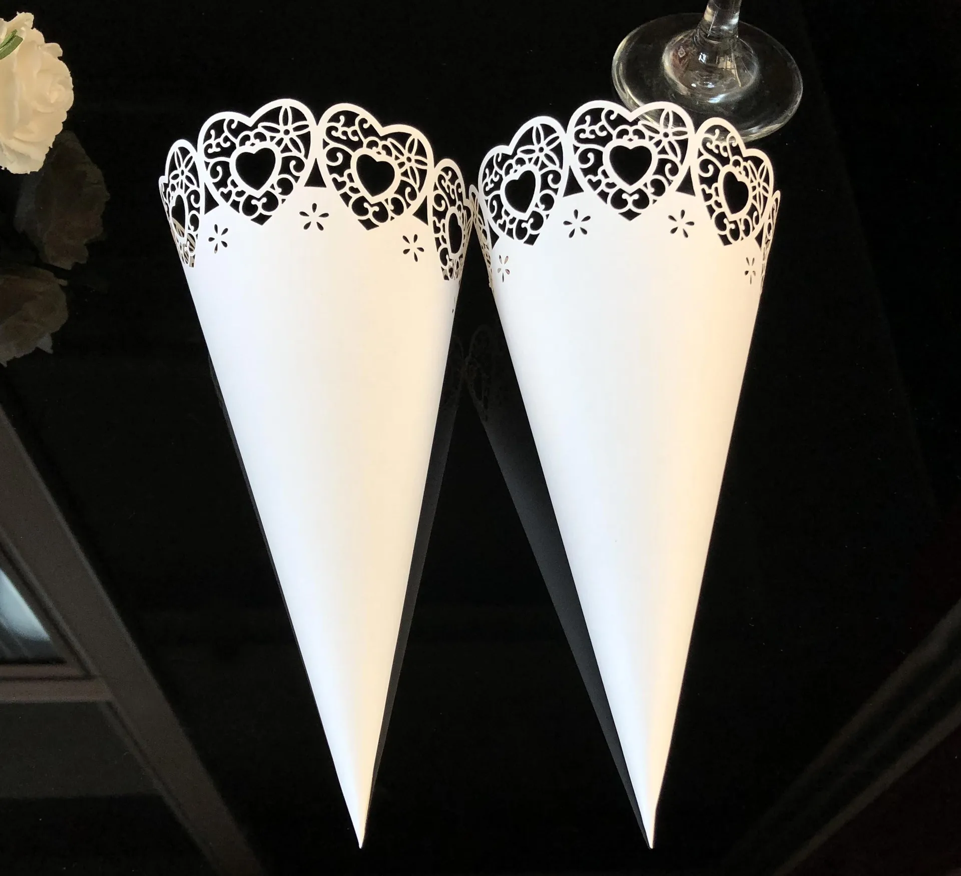 

Wedding celebration laser hollowed out white love conical paper lace DIY flower tube