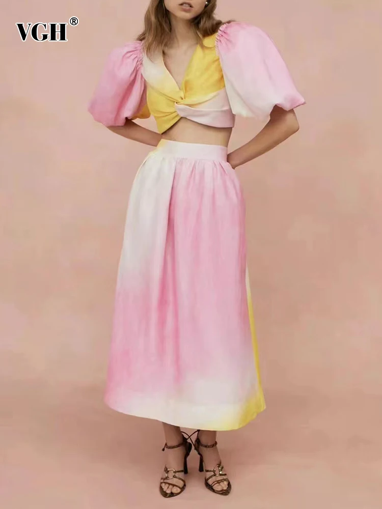 VGH Sweet Ombre Комплекты из двух предметов для женщин с v-образным вырезом и короткими