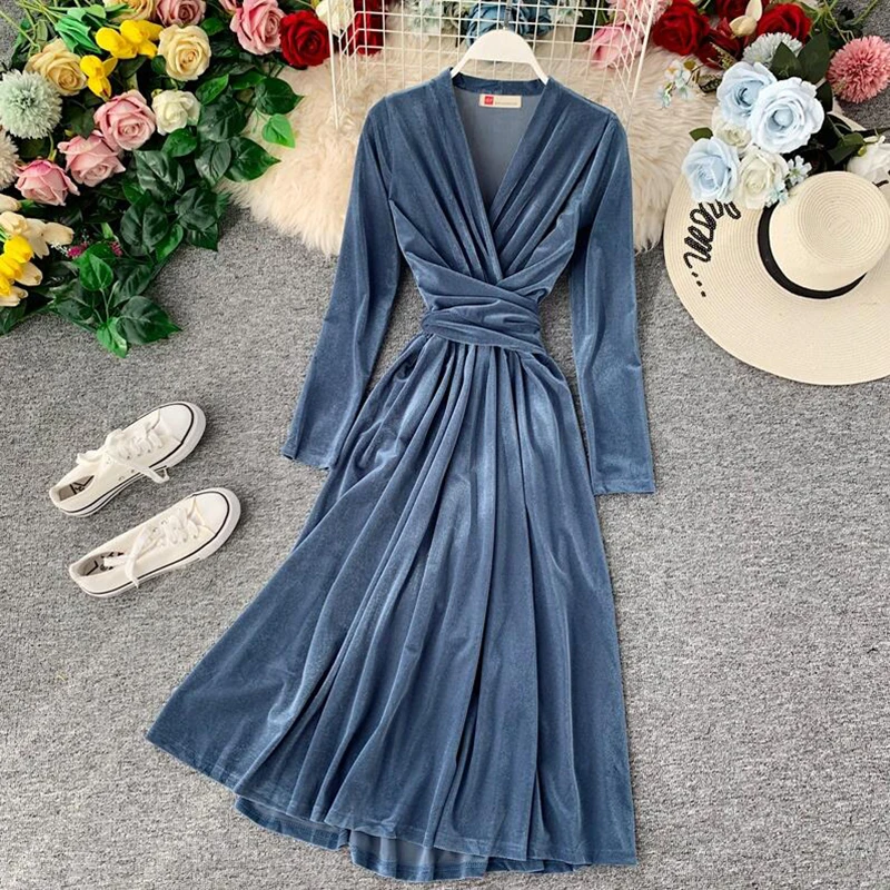 

2022 Spring New Women Velvet Dress Vintage Long Sleeve V-neck Bandage Dresses High Waist Elegant Black Party Dress Vestido