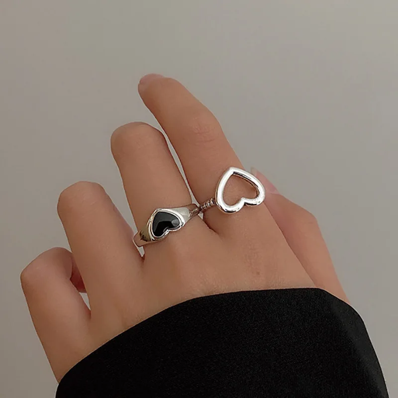 

Creative Black Love Dripping Oil Finger Rings for Women Simple Retro Hollow Heart Opening Joint Ring Party Wedding Jewelry