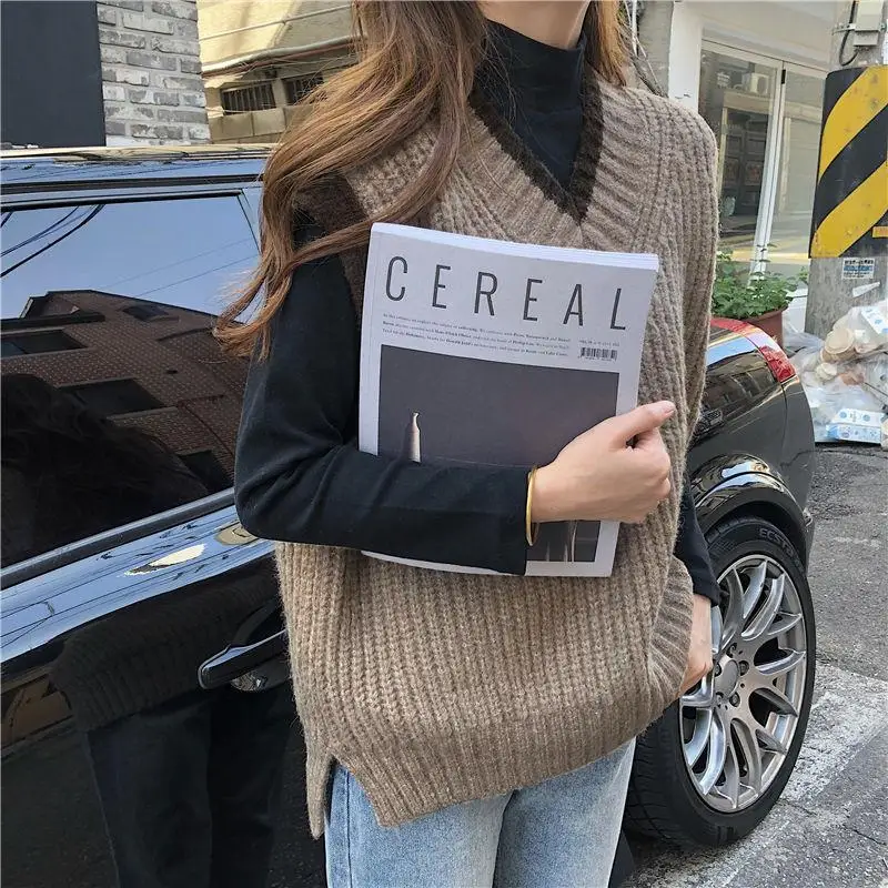 

Women 2022 Fashion Spring Autumn Knitted Vest Sweater Vintage V Neck Sleeveless Female Waistcoat Chic Tops X55