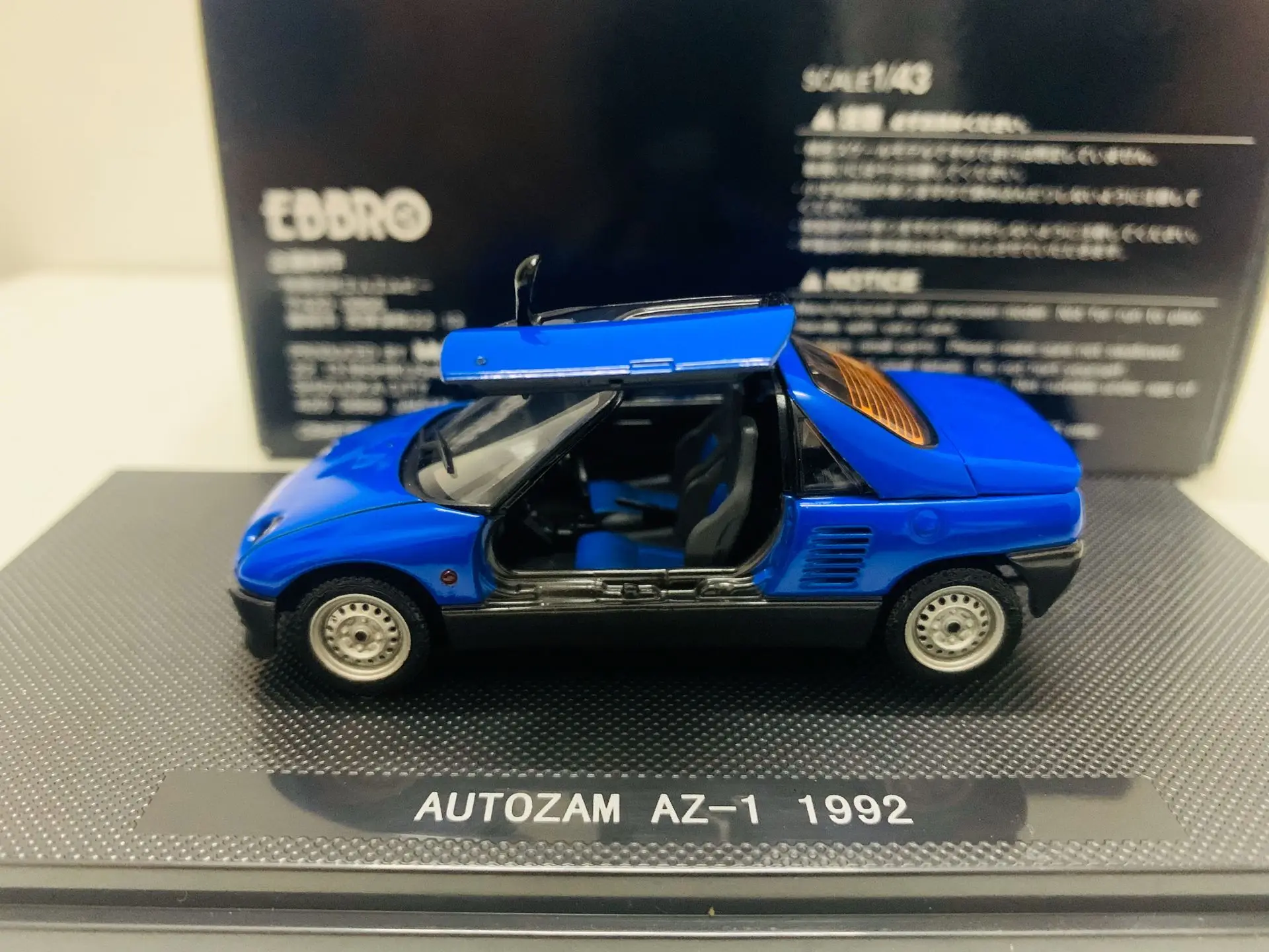 

Ebbro 1/43 Масштаб литье под давлением модель автомобиля autoзам фотосессия 1992 Синий Новый в оригинальной коробке
