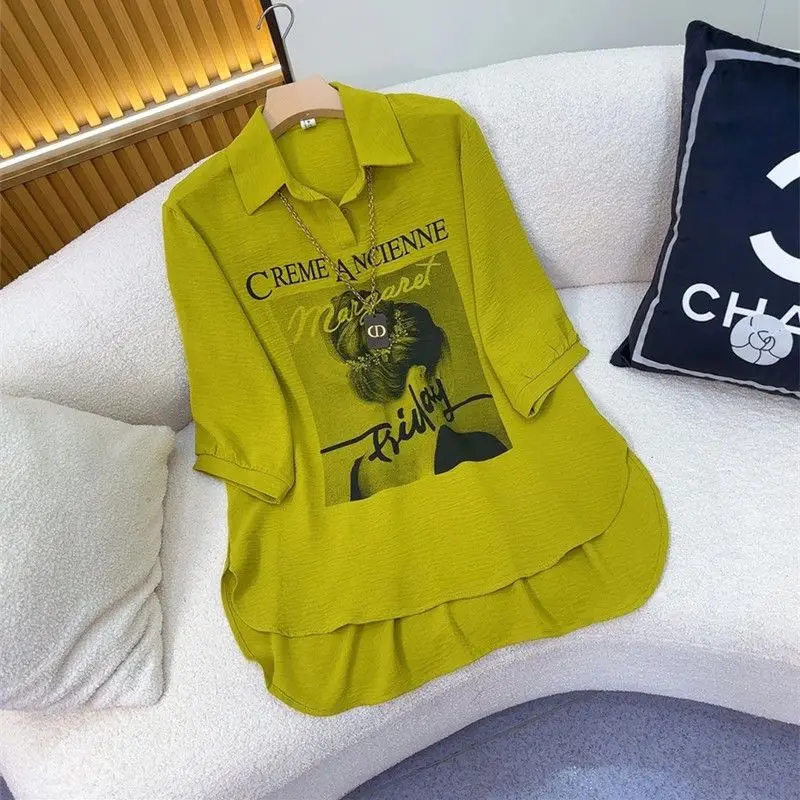 Стильная рубашка большого размера с принтом и коротким рукавом Новинка лета 2024