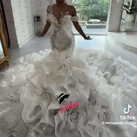 Свадебное платье русалки с открытыми плечами и блестящими бусинами и кристаллами, без рукавов, с множественными оборками, Vestido De Novia