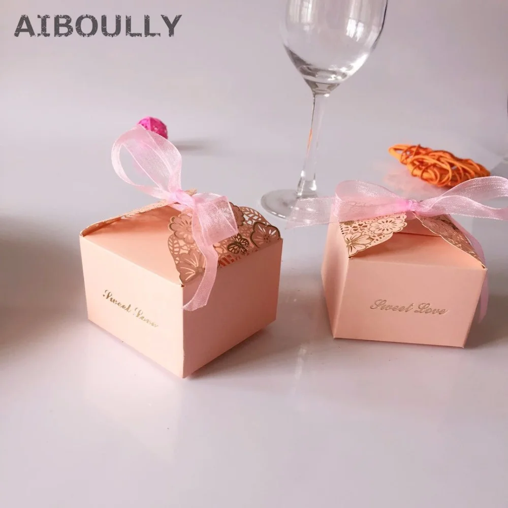 

50pcs/set Romantic Wedding favors Decor DIY Candy Cookie Kraft Paper Baby Shower Gift Boxes Wedding Party Candy Box with Ribbon