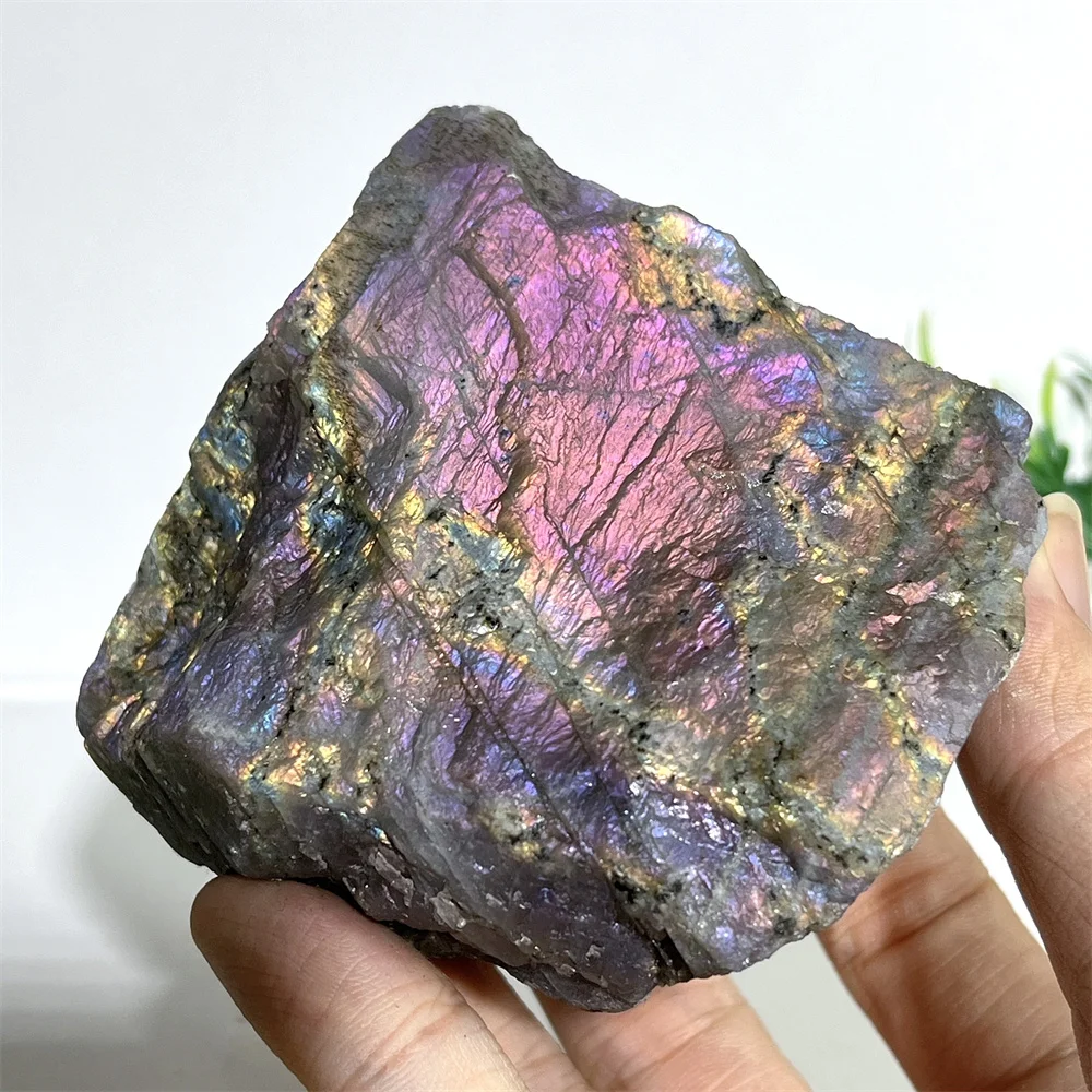 Кристальный натуральный лабрадорит образец драгоценный камень фиолетовый