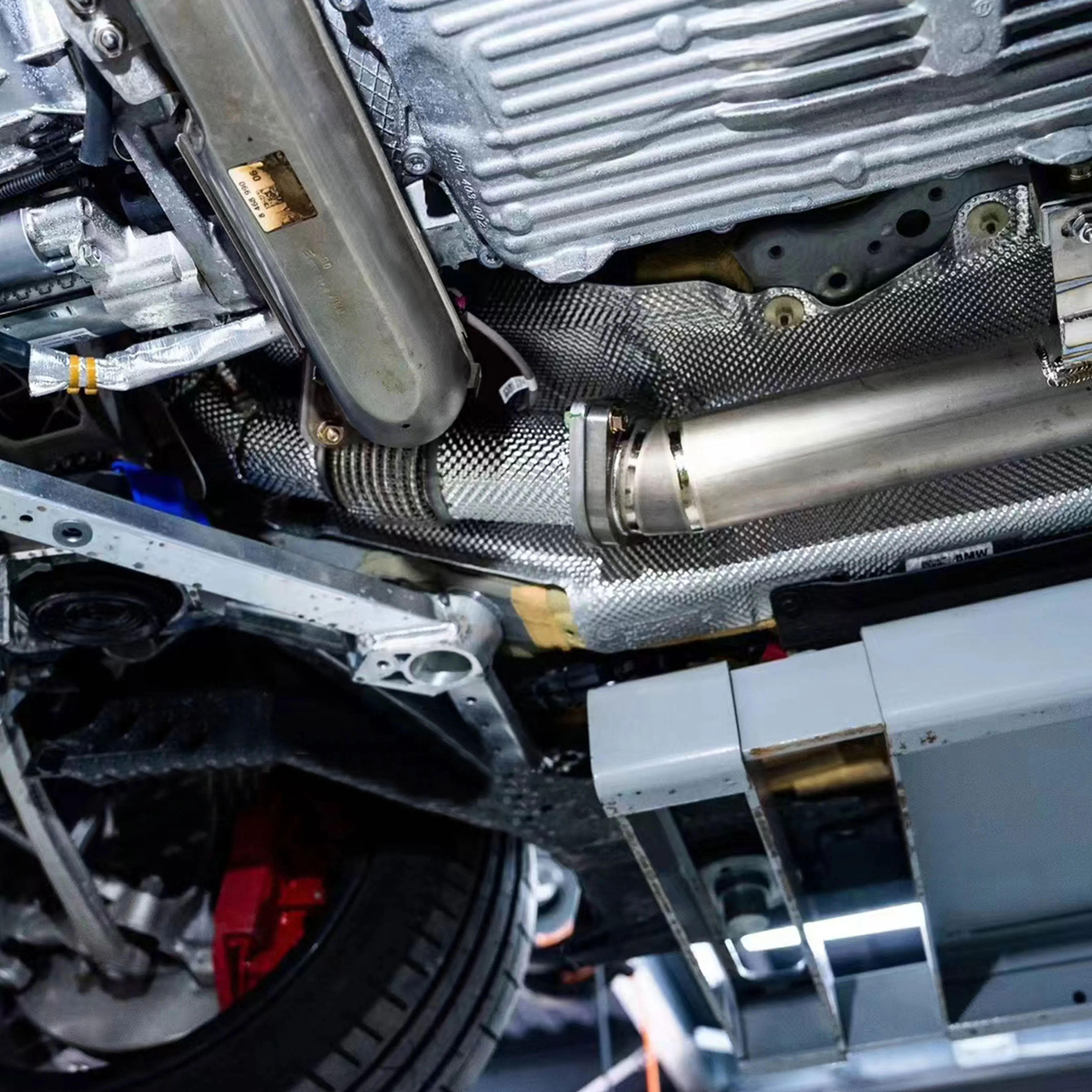 Выхлопная труба CBNT для BMW M3 G80 M4 G82 нитевая без Catted/Catless с тепловым щитком