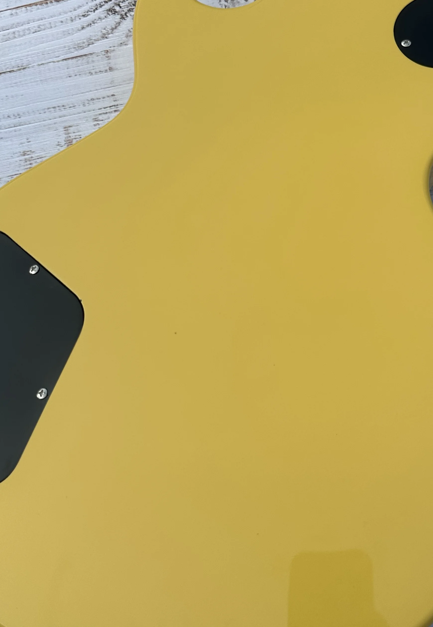 Стандартная электрическая гитара