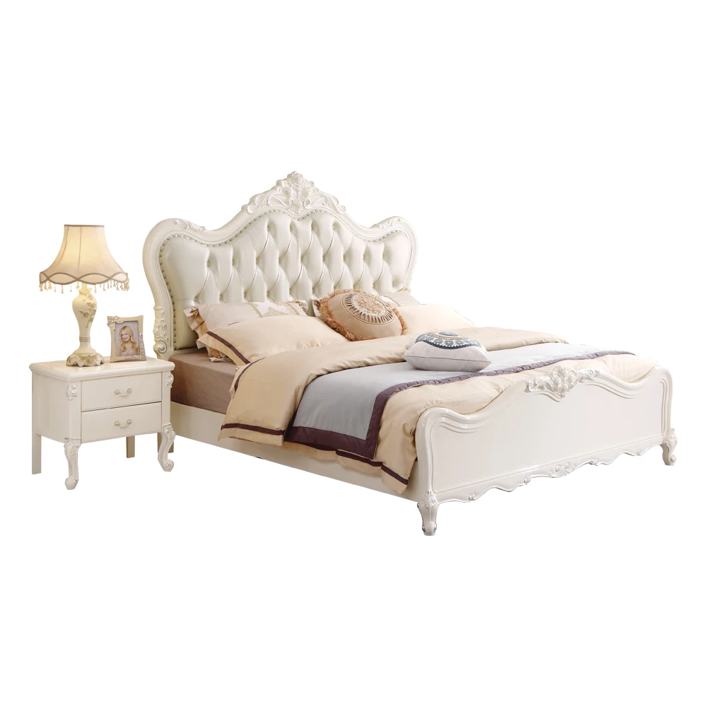 Royal Double Tufted Leather Bed